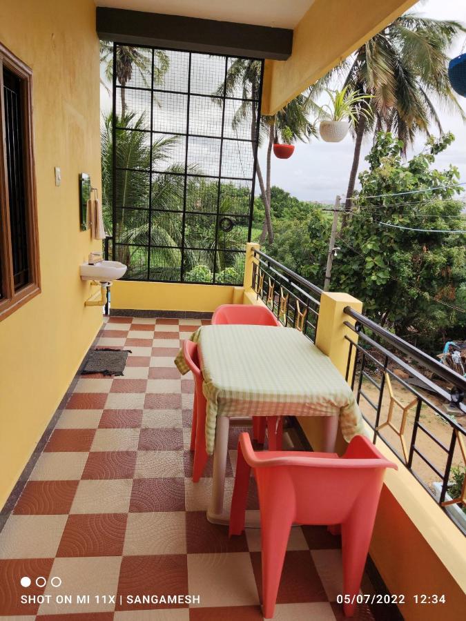 Vaibhav Home Stay Хампи Екстериор снимка