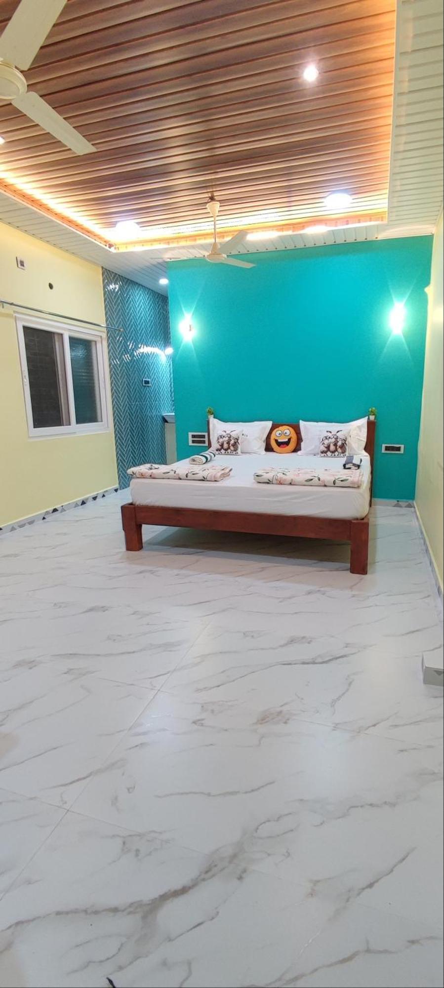 Vaibhav Home Stay Хампи Екстериор снимка