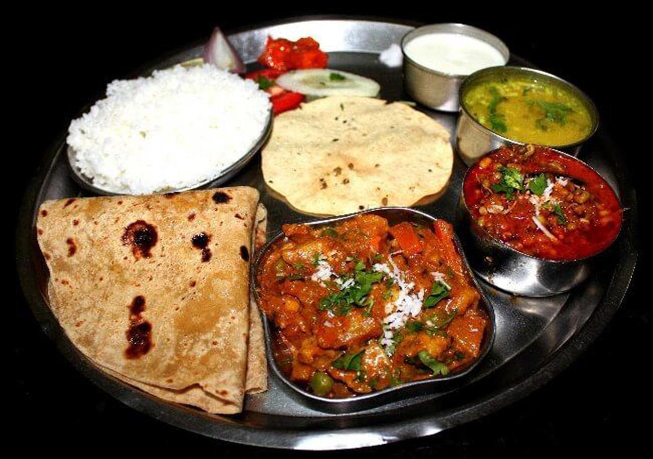 Vaibhav Home Stay Хампи Екстериор снимка
